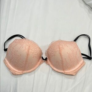 Victoria's Secret Cream T-Shirt Bra Molded Cup